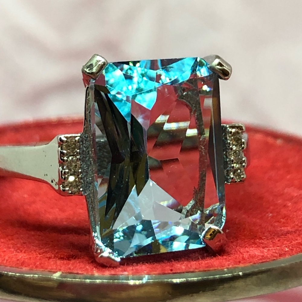 18k Gold White Plated Blue Gemstone Ring Statement